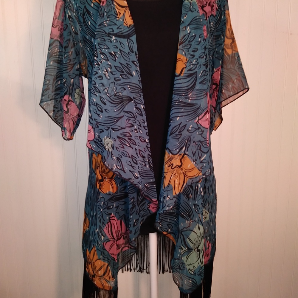Lula Roe kimono